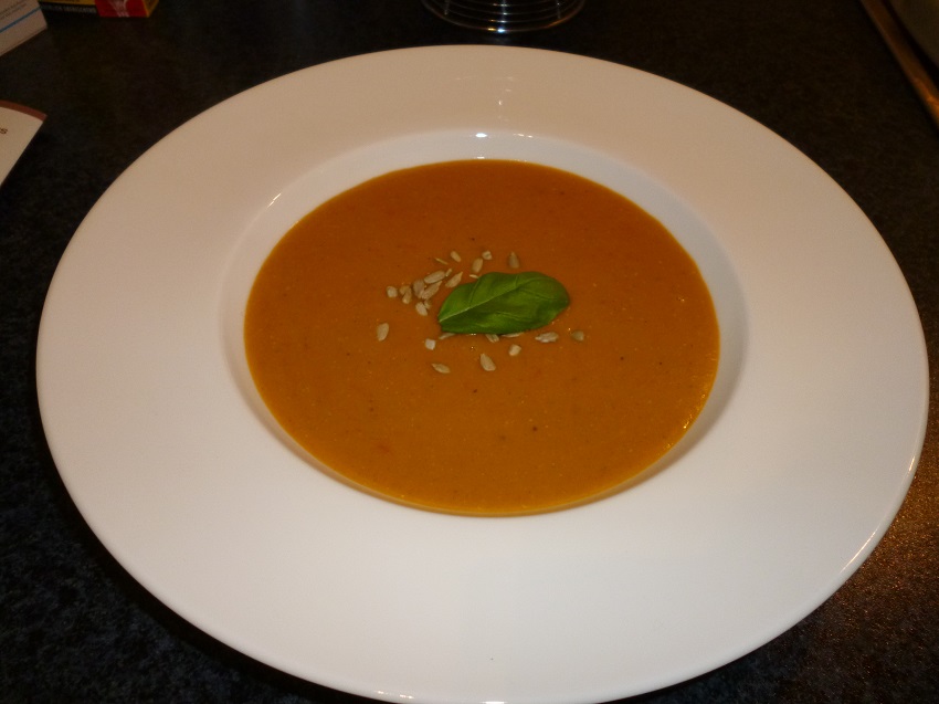 Kokos-Linsen-Suppe
